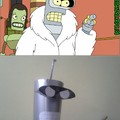 ci ho messo 10 minuti al giorno per un settianno per fare la maschera di Bender. non ne farò mai più meme nella realtà :grin:. spero con tutto il cuore che vi piaccia