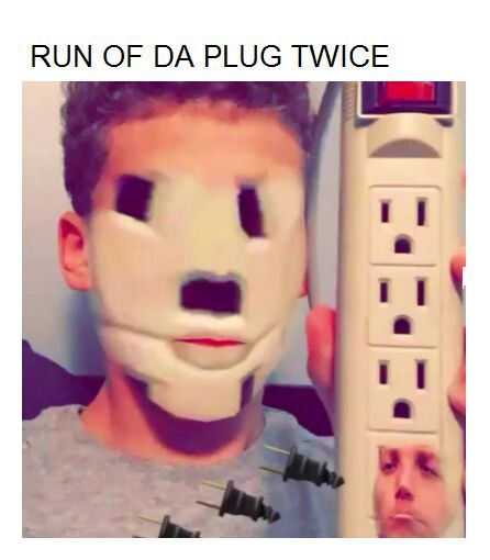Plug twice - meme