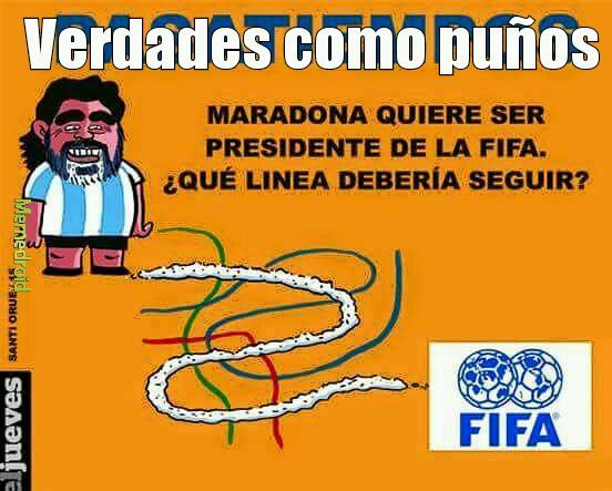 Maradona y sus cosas - meme