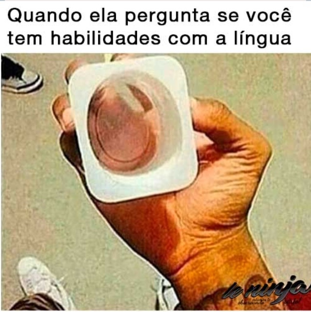 Meme da Língua on Make a GIF