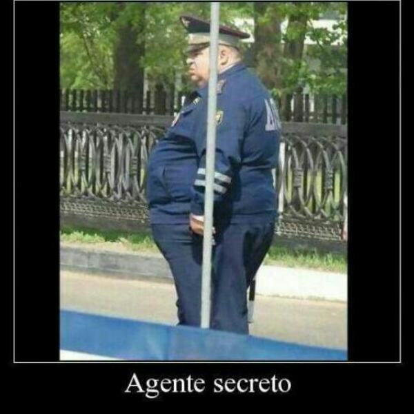 Agente secreto - meme