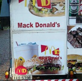 Mack Donald's  é único, só tem na minha cidade msm kkk - meme