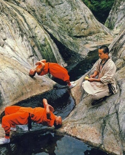 Entraînement de moines shaolin - meme
