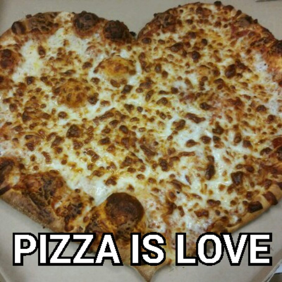 Title loves pizza - meme