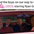 Yo y los chicos en camino para ver Barbie 2023 con protagonismo de rayan gosling