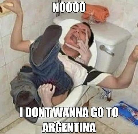 Saquenme de argentina por favor, están subiendo de precio todo - meme