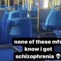 Ninguém que conheço sabe que sou esquizofrenico