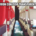 Avion con piso transparente