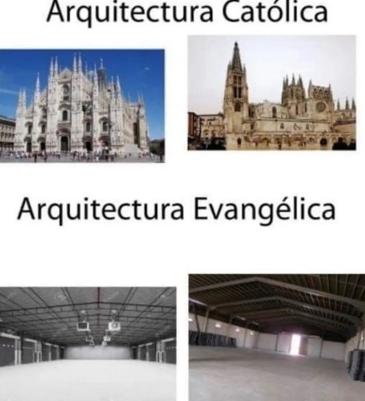 Católicos vs evangélicos construyendo iglesias nivel Minecraft - meme