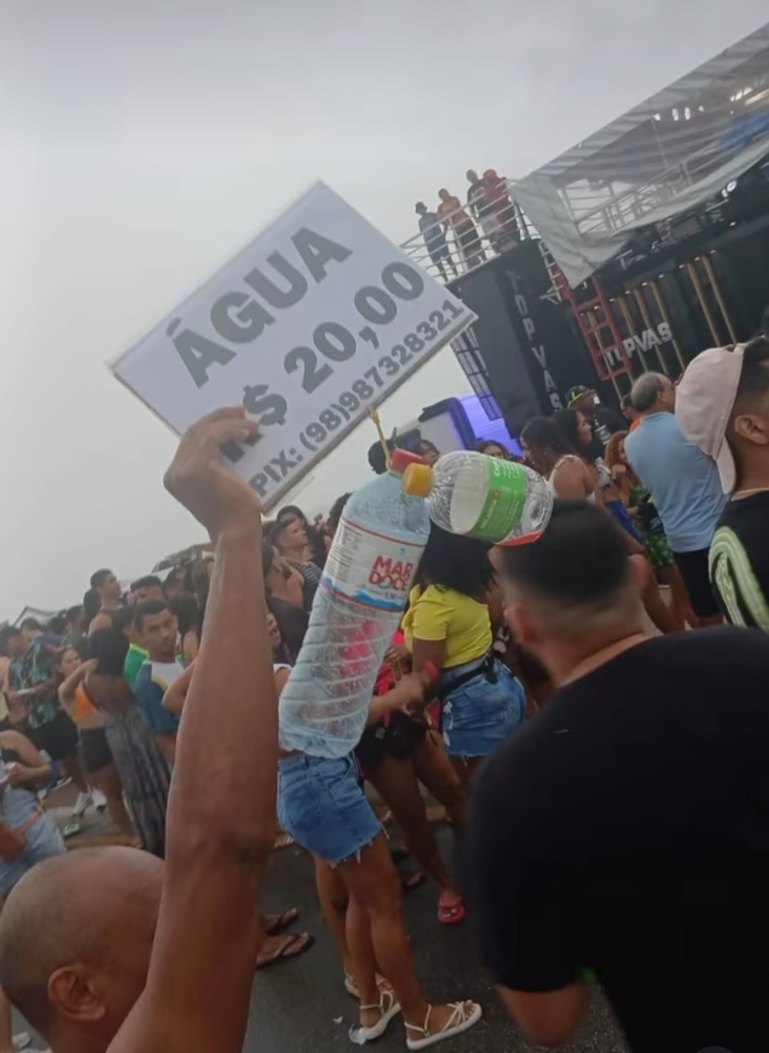 Começou o carnaval!!!! - meme