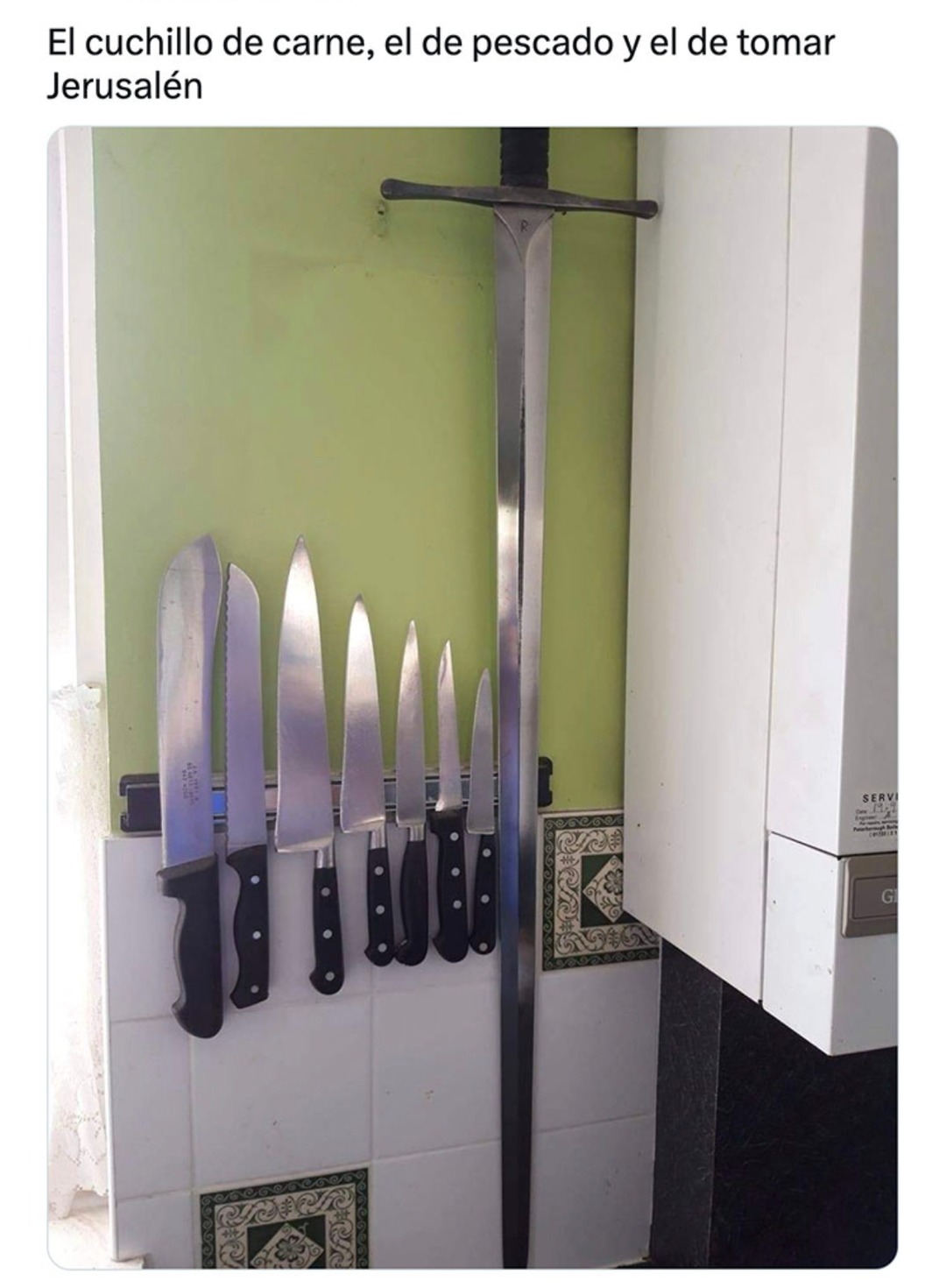 Este cuchillo es pa' carne, este pa' pescado y este pa' tomar Jerusalén - meme