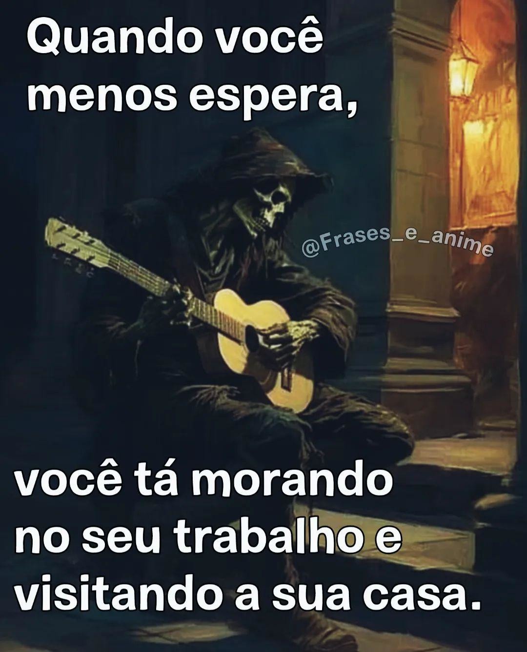 Morando no trabalho - meme