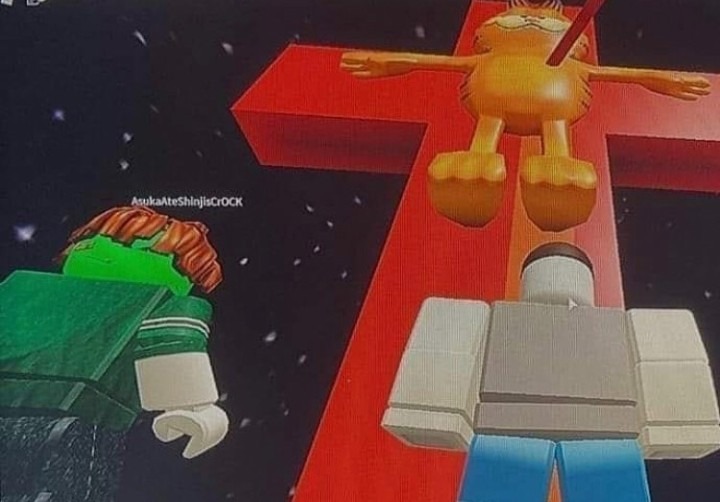 bro think he the roblox man face 💀 : r/evangelionmemes