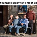 Reunión de los fans más jóvenes de Bluey (les falta más gordura)