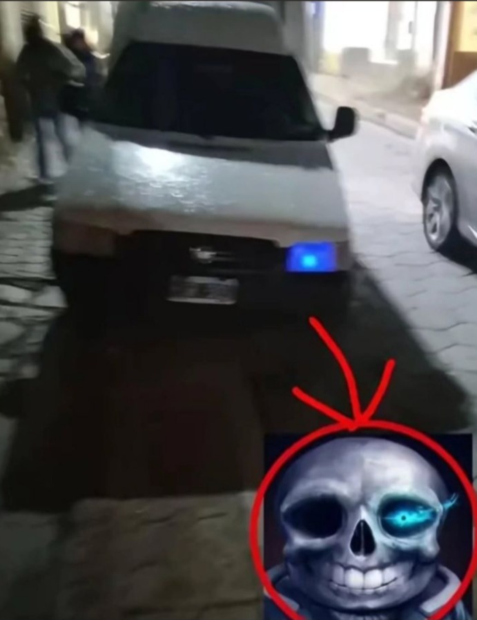 El que se lo imagino con la música :fuckyeah: - meme