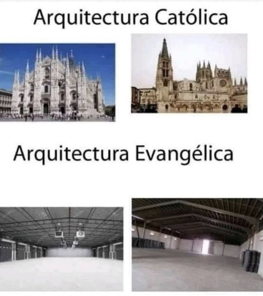 Arquitectura católica vs evangélica - meme