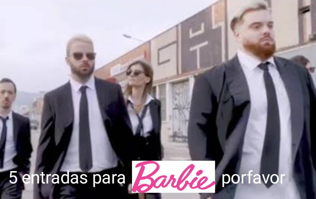 Yo y los reales yendo a ver Barbie - meme