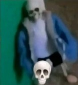 E e e e e e e - meme