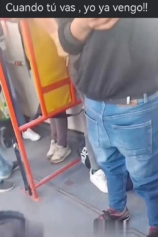 Cuando tú vas, yo ya vengo con turbo activado - meme