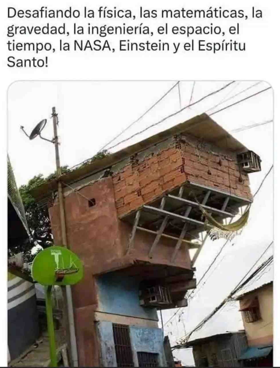 Arquitectura antigravedad - meme