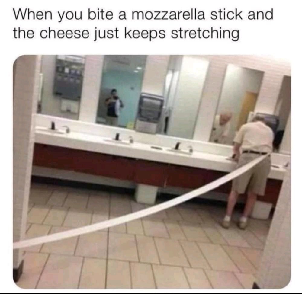 I invite you to pizza - meme