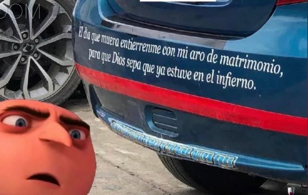 Mientras tanto en el carro de un taxista: - meme