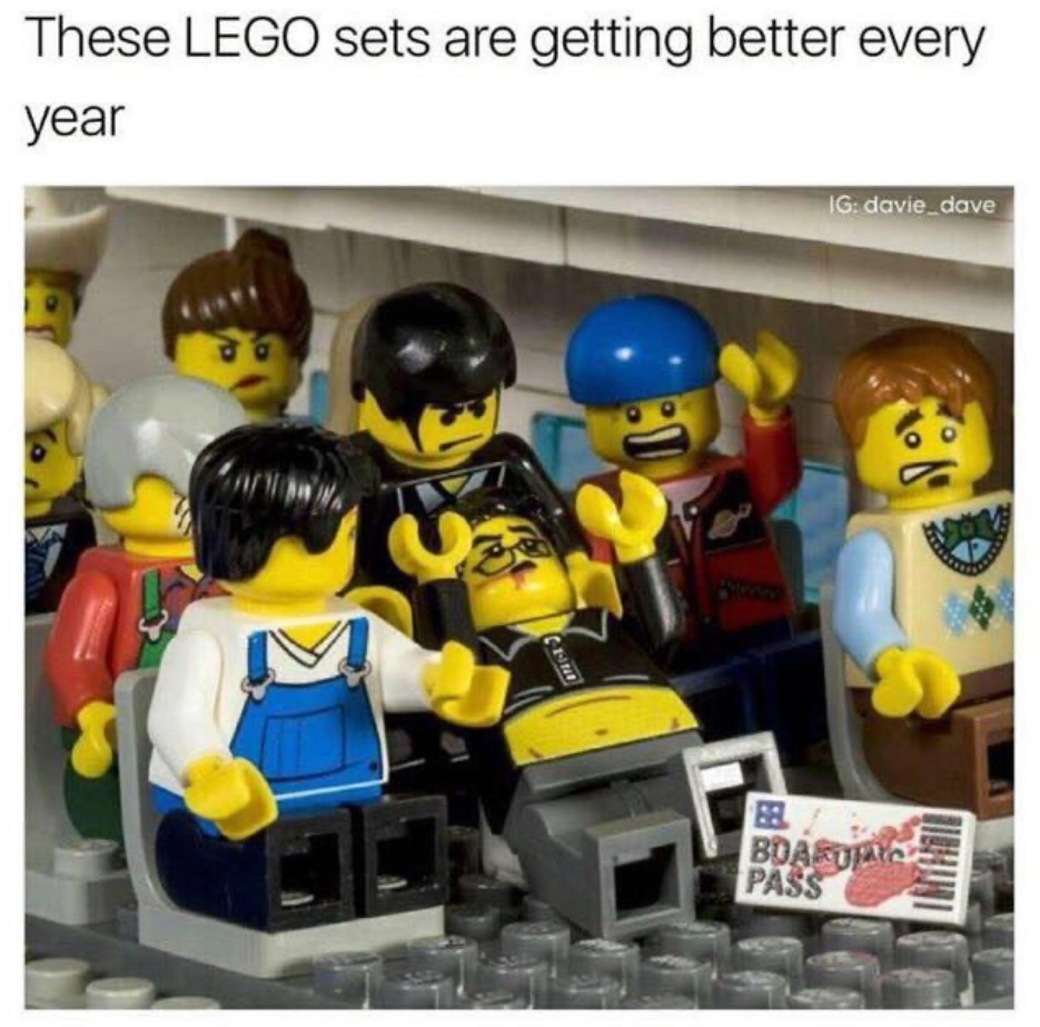 Lego set 10324. Death on a plane - meme