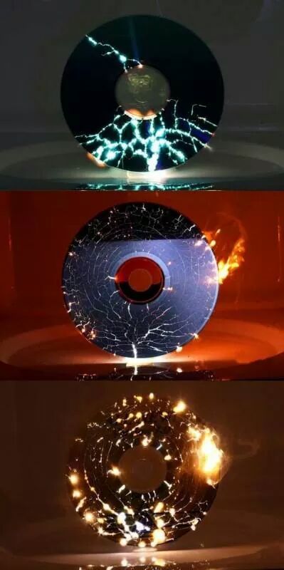 un cd dentro de un microondas :0 - meme