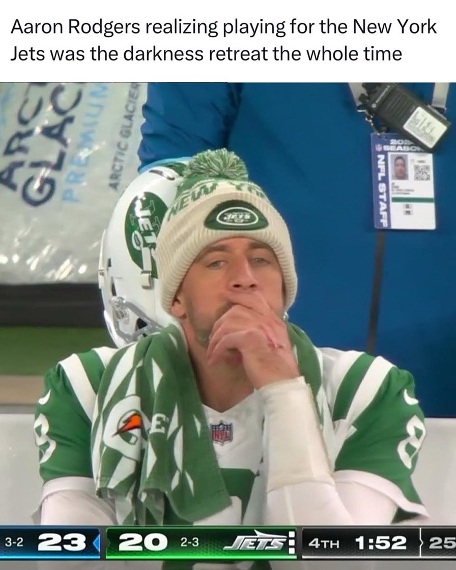 Aaron Rodgers watching the Bills vs Jets match meme