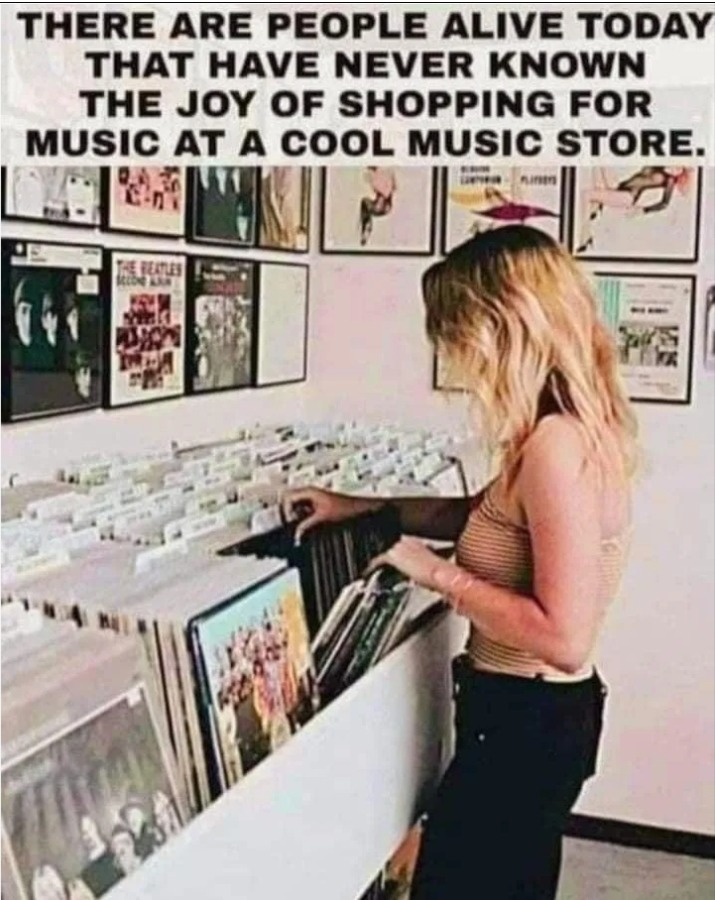 Vinyl > cd's - meme