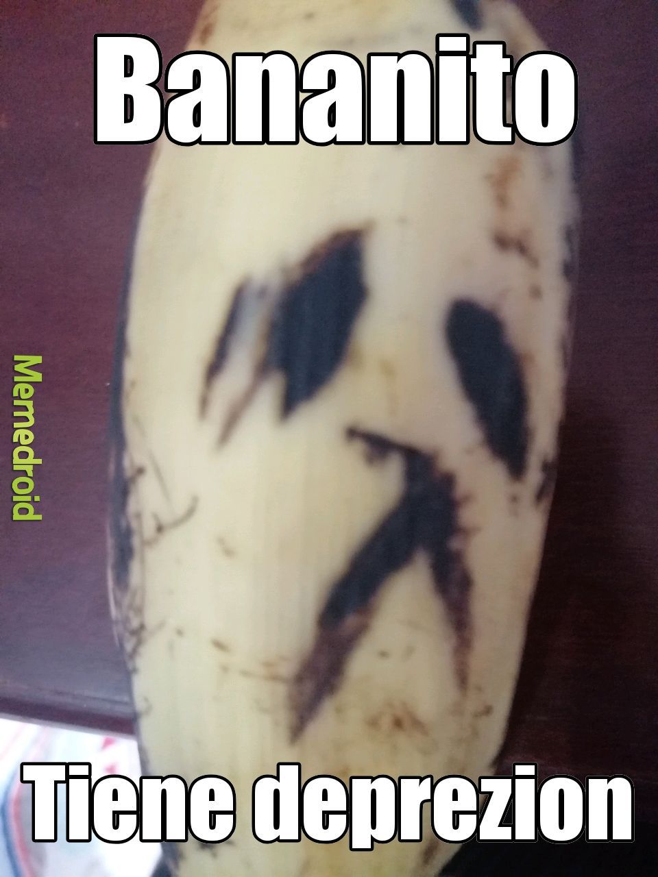 Ayuden a bananito ಥ╭╮ಥ - meme