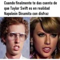 Taylor Swift Disfraz Napoleón Dinamita