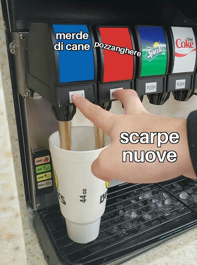 #ScarpeNuove - meme