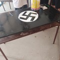 La mesa más normal de mi colegio