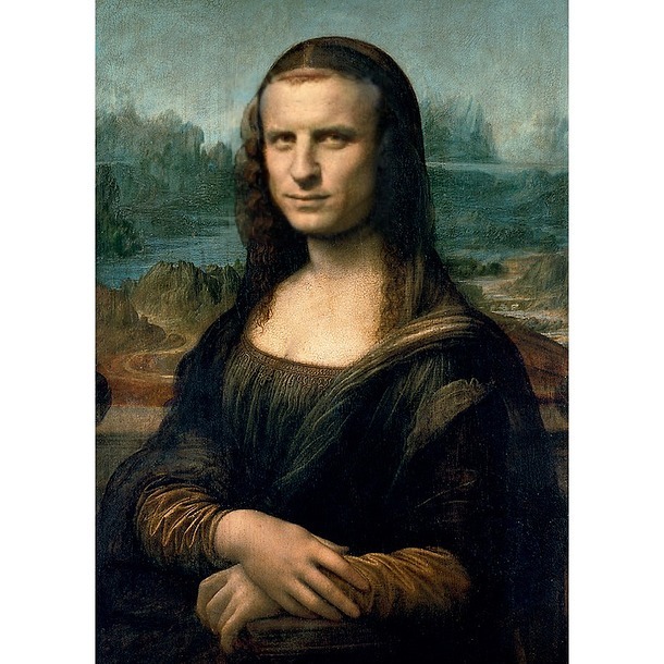 POV: Le Louvre 2027 - meme