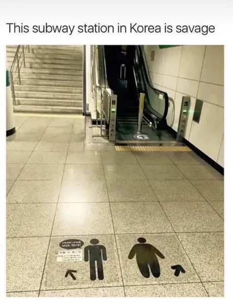 This subway station in Korea is savage - meme