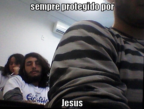 Quando ele está presente na sua escola - meme