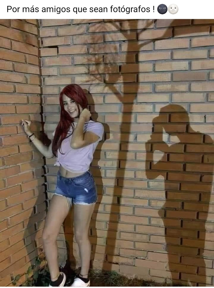 E - meme