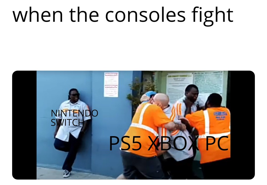 The war of the consoles - meme