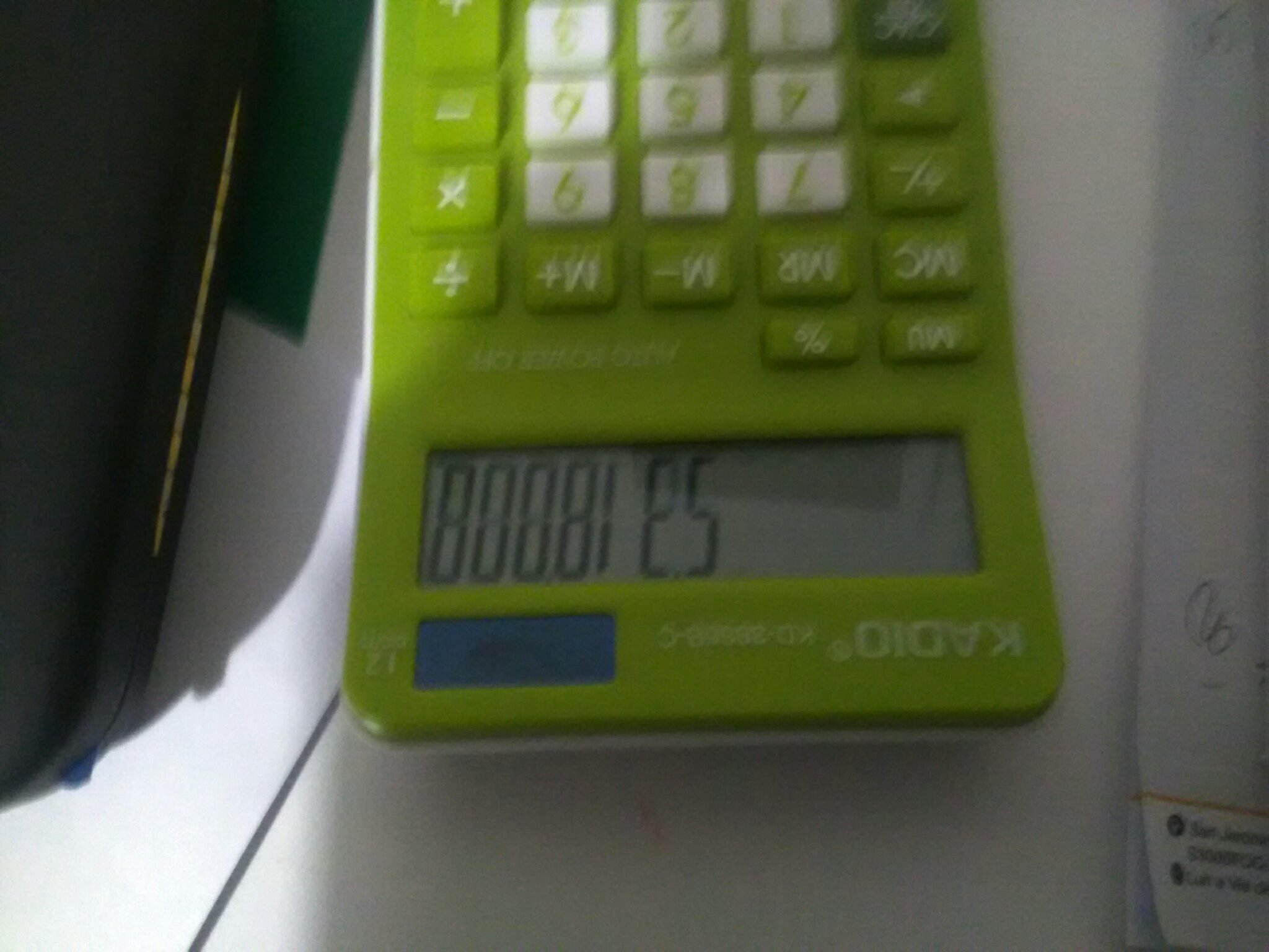 Si escriben 5.318.008 en la calculadora dice boobies (calidad latinoamericana) - meme