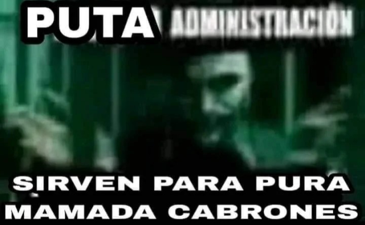 yo viendo moderación - meme