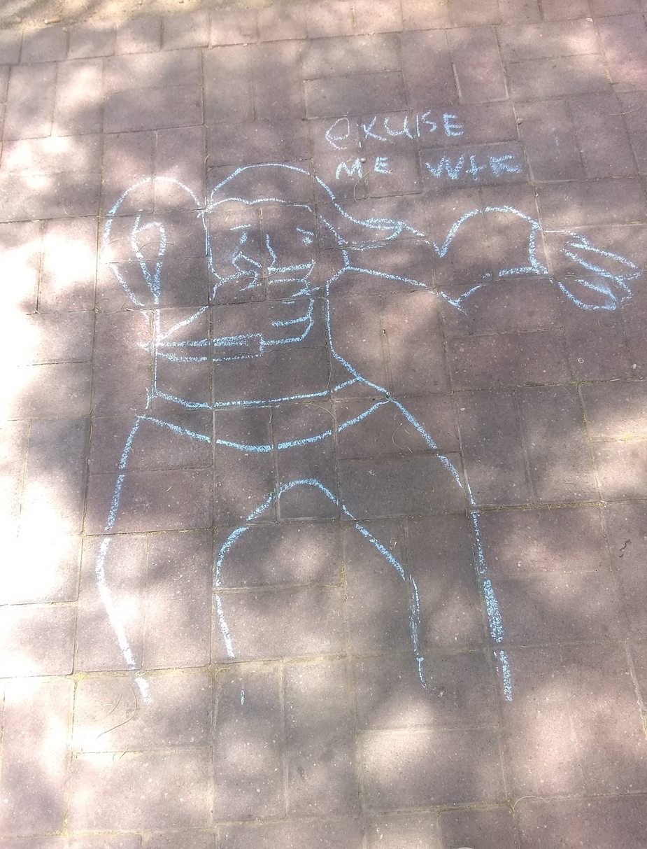 When you try to draw chalk art but doesn't come out the right way - meme