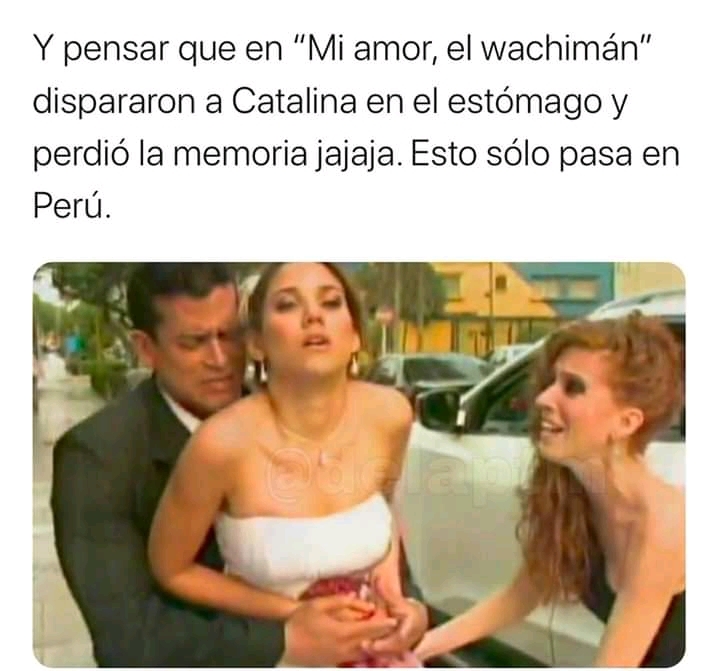 Peruanos inrealistas - meme