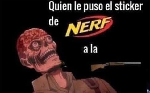 Quién le pegó el sticker nerf al ala del jet - meme