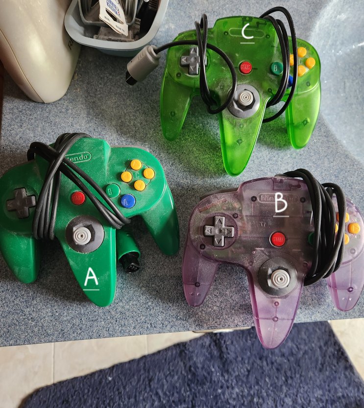 Help me settle a debate. Which is the proper way to towrap up your n64 controler - meme