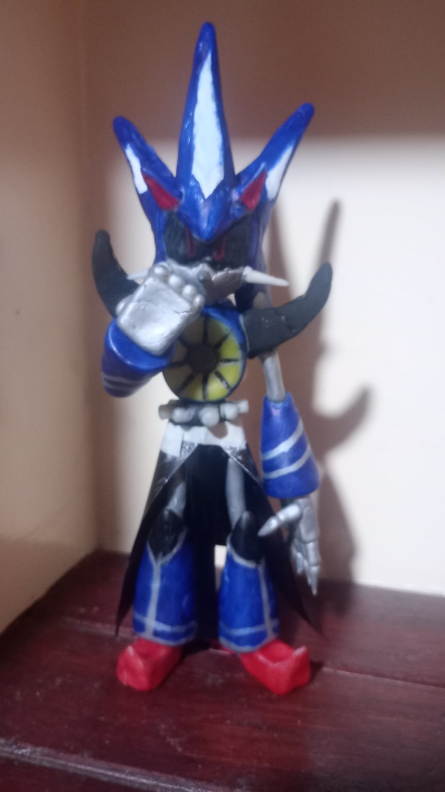 Hola amiguitos les quería mostrar esta figura de neo metal Sonic hecho por mí - meme