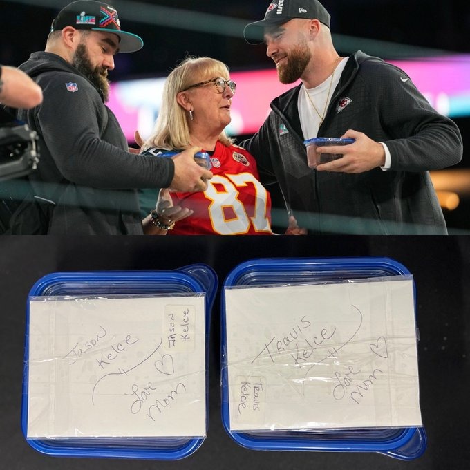 Contexto: Dos hermanos juegan enfrentados en la Super Bowl 2023, y su madre les ha hecho unas galletas en un evento. Buena historia - meme