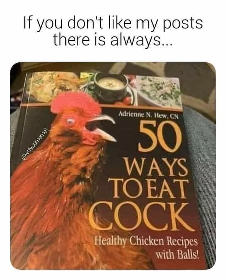The rooster's expression tho - meme