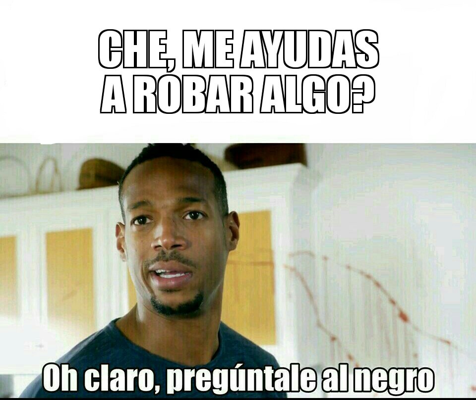 Tu pides la hora y yo le agarro el celular - meme