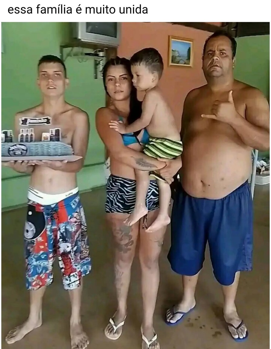 Familia sacana real life 3 - meme